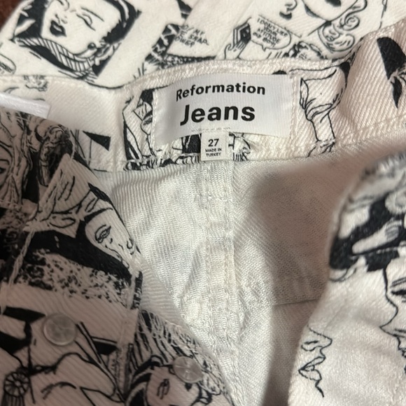 Reformation newsprint jeans —27 - Picture 3 of 5